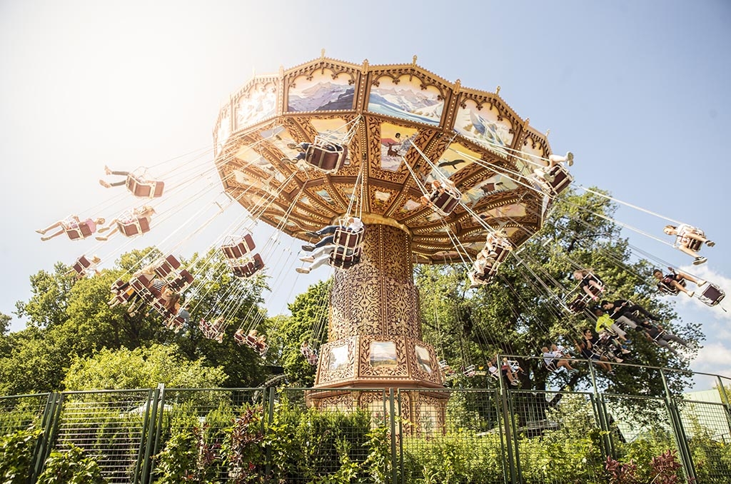 Lisberg - Nordens största nöjespark. Campingar nära Liseberg. 