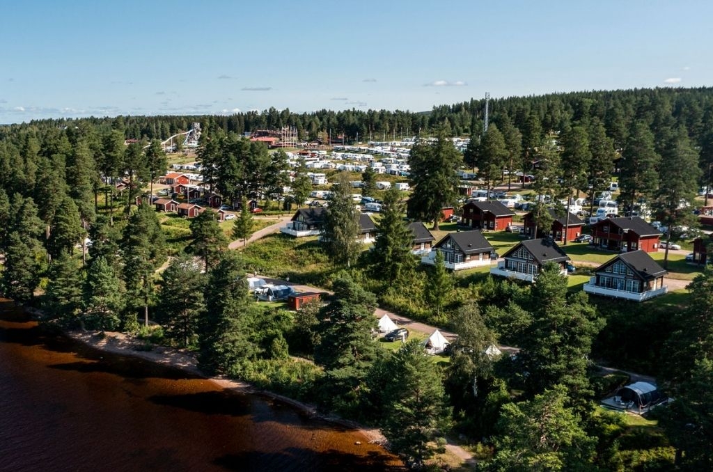 Leksand Strand blir en del av First Camp. 